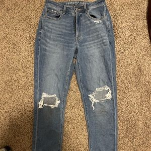 American eagle mom jeans